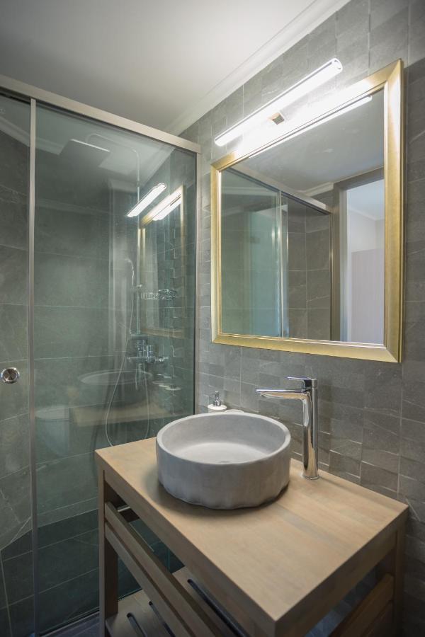 Apollonian Luxury Apartments 바실리키 외부 사진