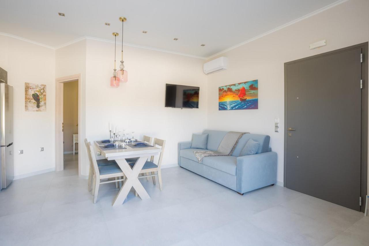 Apollonian Luxury Apartments 바실리키 외부 사진