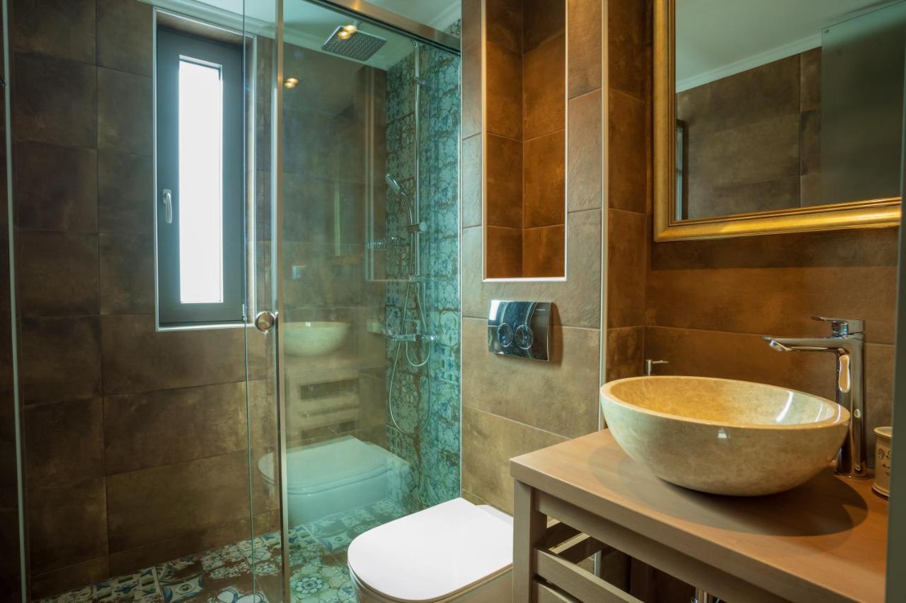 Apollonian Luxury Apartments 바실리키 외부 사진