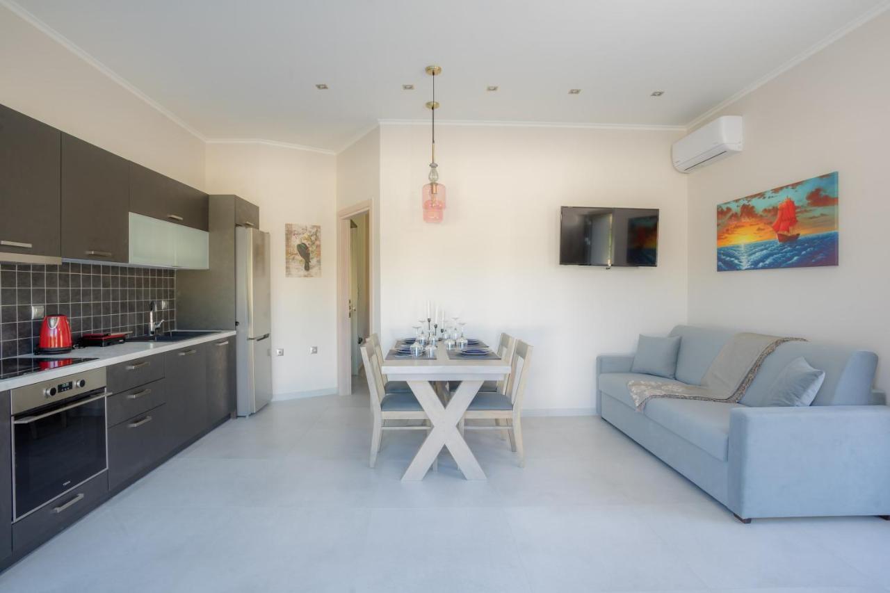 Apollonian Luxury Apartments 바실리키 외부 사진